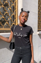 Laden Sie das Bild in den Galerie-Viewer, What Ladies Wear Fitted T-shirt
